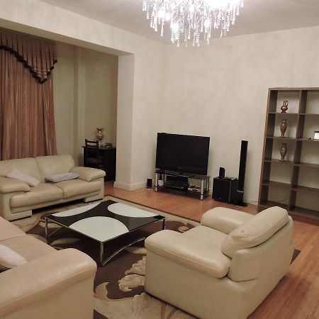 Appartement 1 Shota Rustaveli Avenue à Tbilissi Extérieur photo