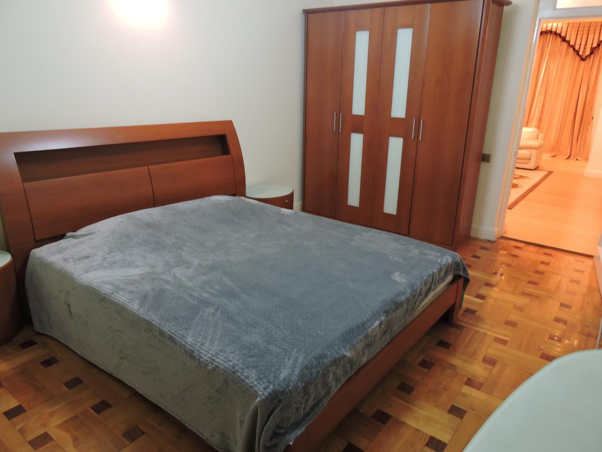 Appartement 1 Shota Rustaveli Avenue à Tbilissi Extérieur photo