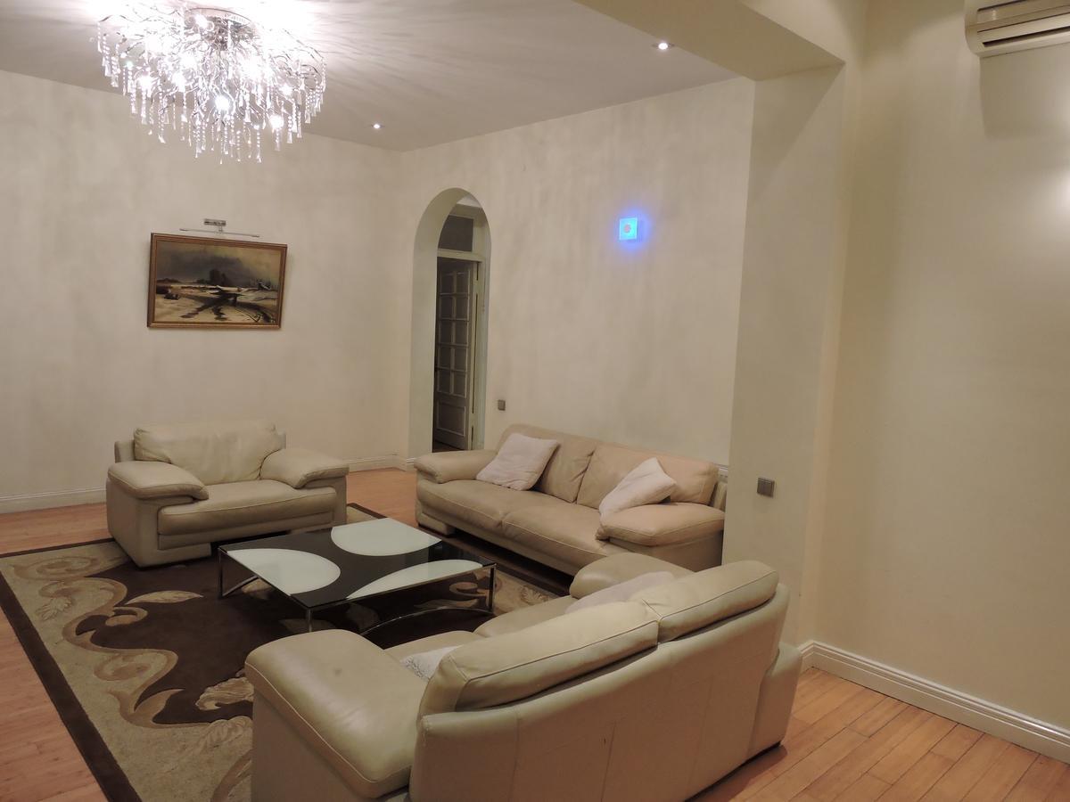 Appartement 1 Shota Rustaveli Avenue à Tbilissi Extérieur photo